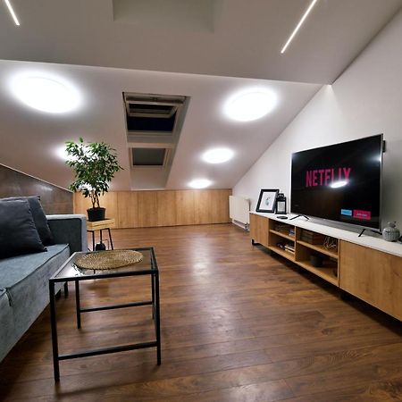 Last Floor Two Level Apartment With Fantastic View Riga Bagian luar foto